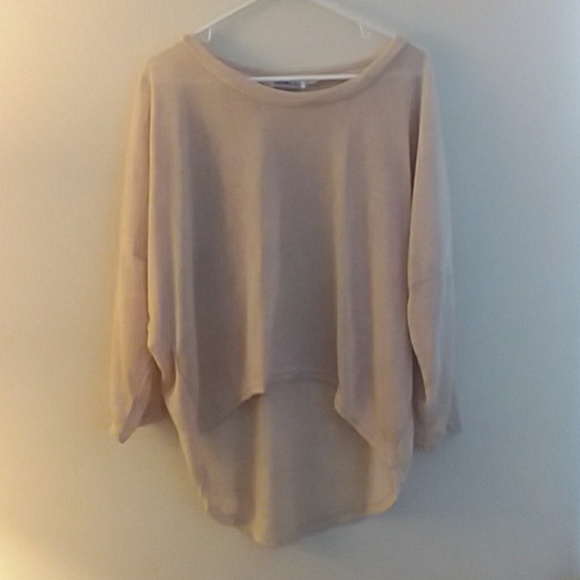 Mei Na Tops - NWOT Mei Na Top